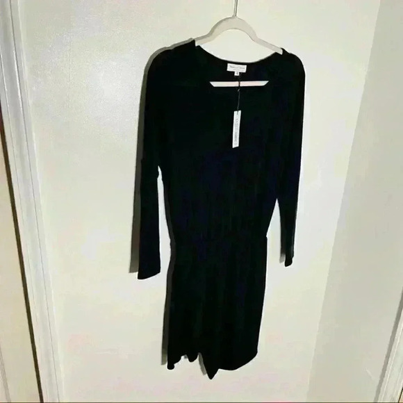 NWT Michael Stars Hally Ruched Side Faux Wrap Tahoe Jersey Dress in Black - Picture 7 of 7